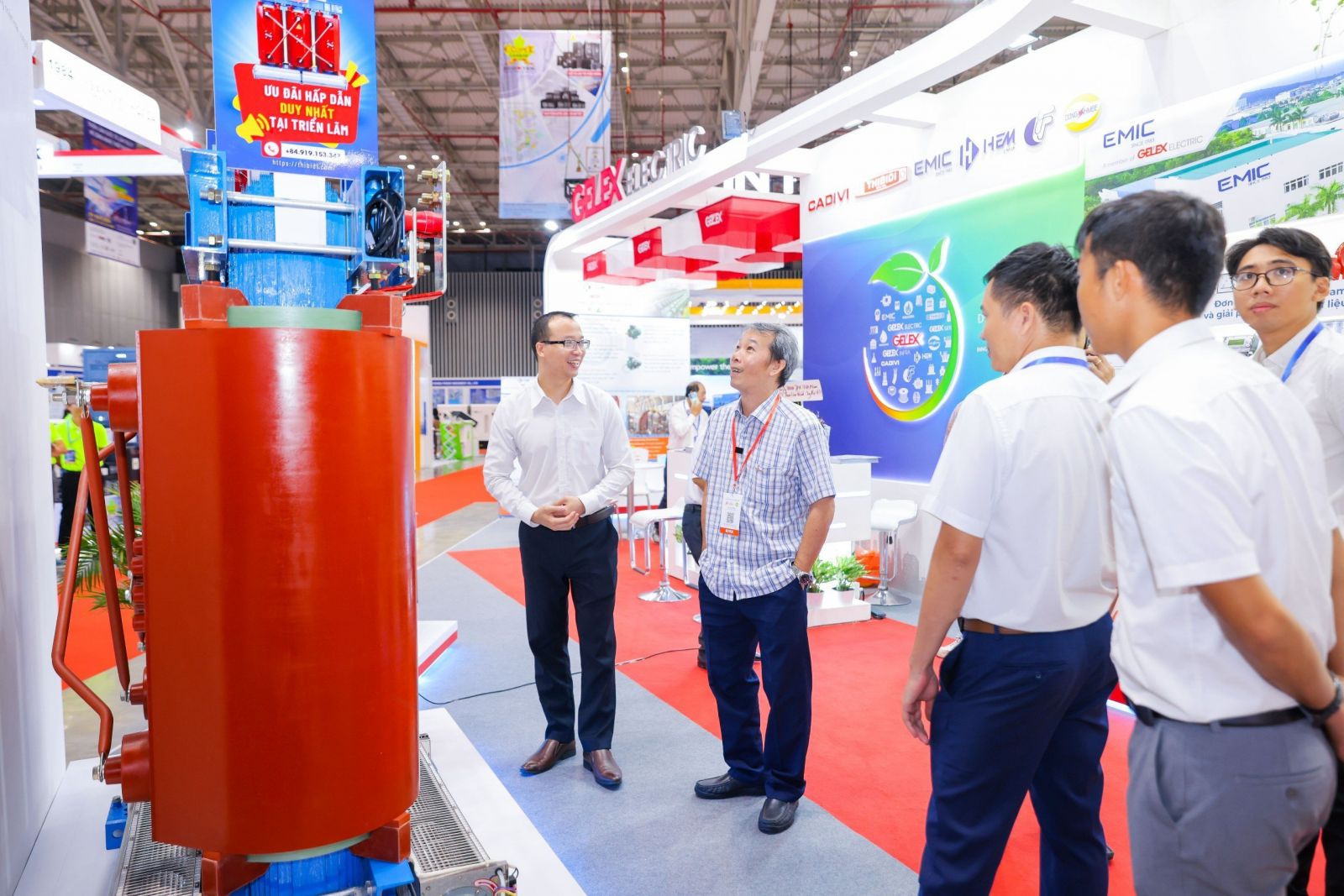 z5643341703154 136687b32c5031672f3e0d82b6362c4d