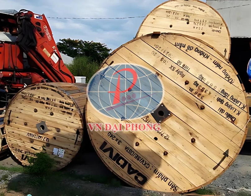 Dây cáp điện Cadivi CXE/FRT-LSHF4X95mm2 (0.6/1kV)