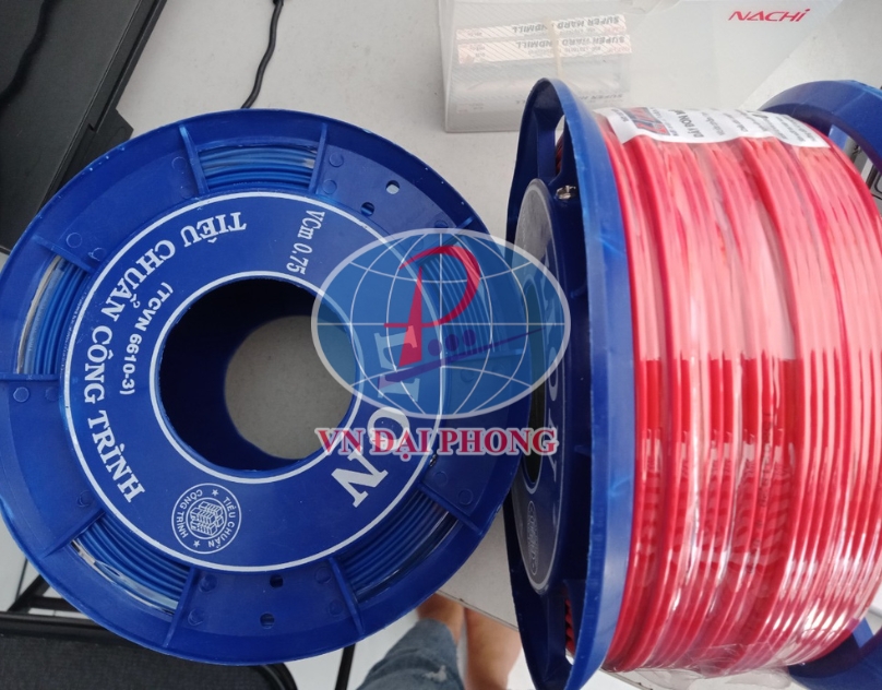 Dây cáp điện Lion VVCm 3 x 6,0 - 450/750V