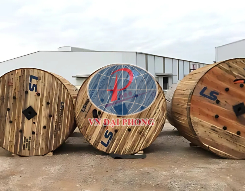 Cáp đồng chậm cháy LS Vina CU/XLPE/FR-PVC 2*10 sqmm - 0,6/1kV