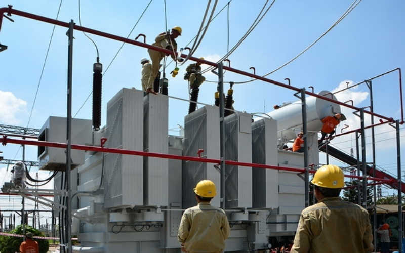 Những lưu ý khi lựa chọn mua máy biến áp công suất lớn