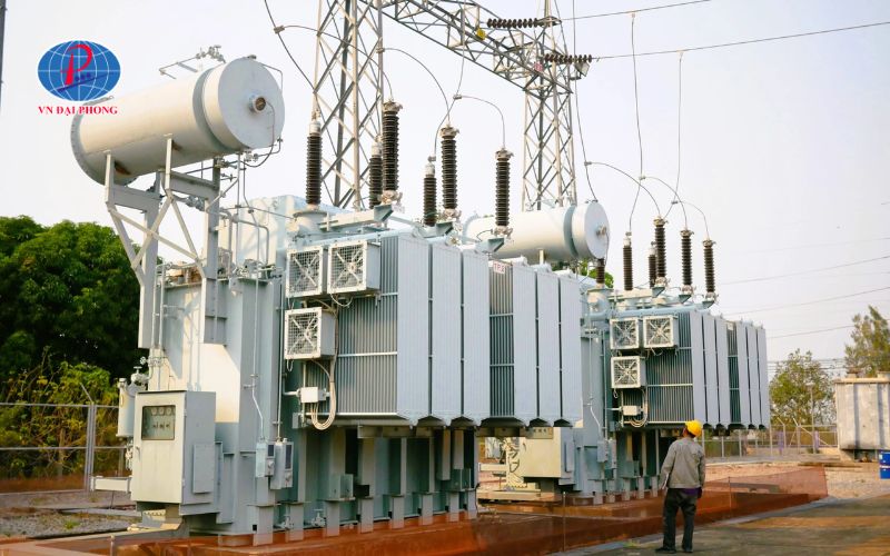 Ưu điểm, nhược điểm của máy biến áp ngâm dầu